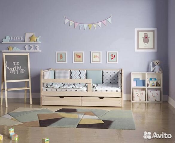 Детская кровать из массива