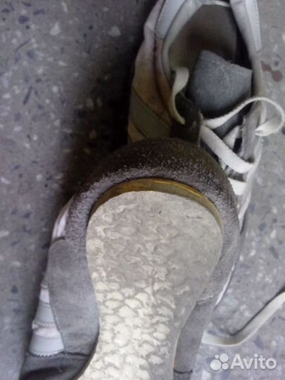 Шиповки для бега Adidas, размер 40