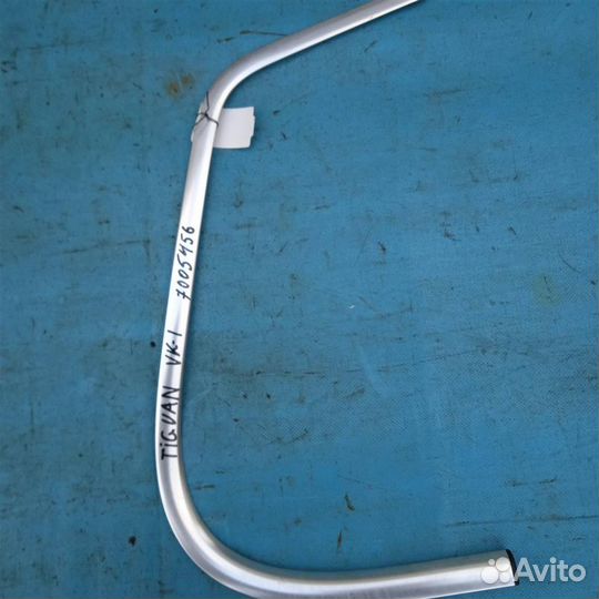 Молдинг стекла VW Tiguan (2011-2016)