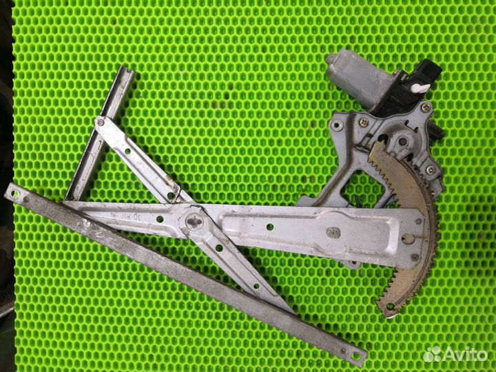 Стеклоподъемник правый Митсубиси ек вагон