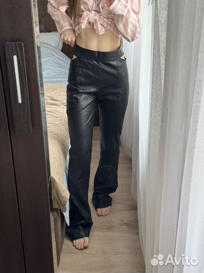 Кожанные штаны zara размер М