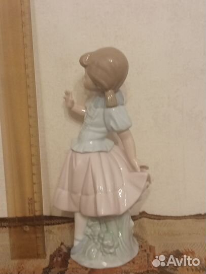 NAO by lladro фарфоровая статуэтка