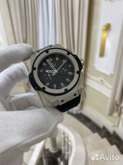 Часы hublot
