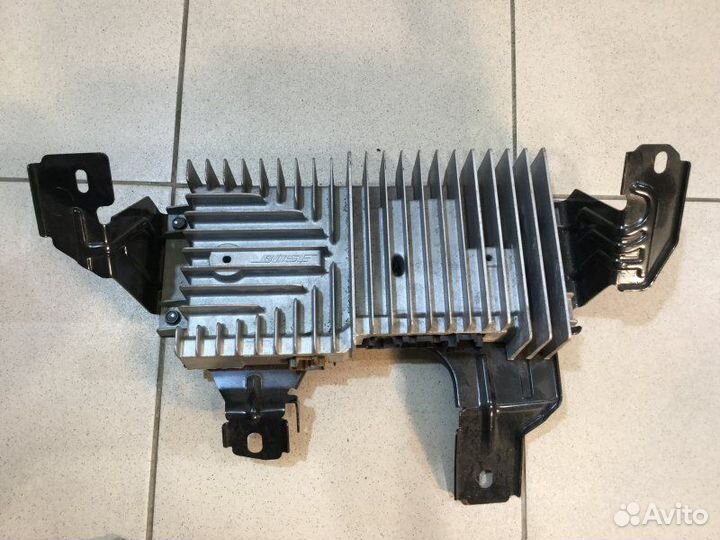 Усилитель акустической системы Mazda Cx-9