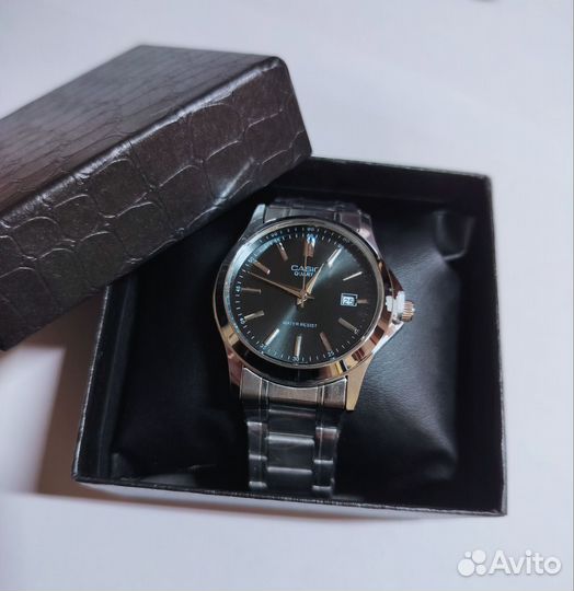 Часы Casio Quartz