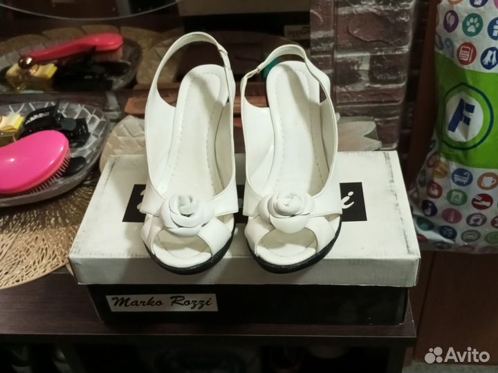 Новые босоножки 35 размер натуральная кожа