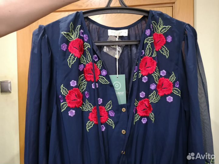 Платье макси женское с вышивкой