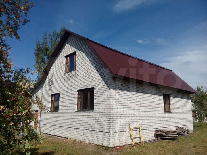 Дом 190 м² на участке 10 сот.