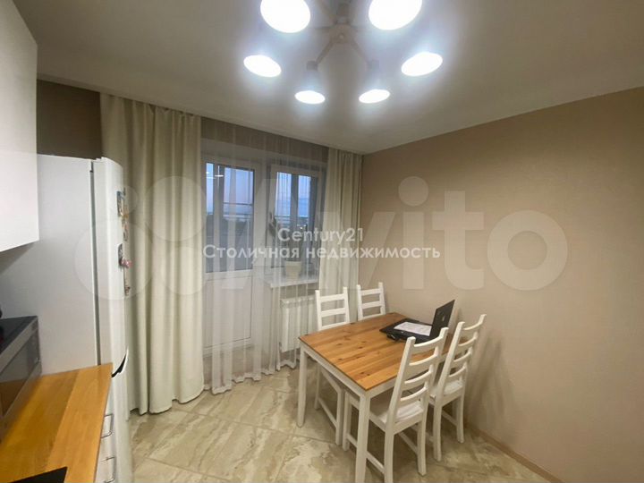 2-к. квартира, 60,7 м², 7/17 эт.