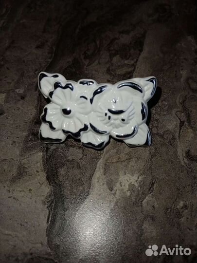 Изящные мебельные ручки