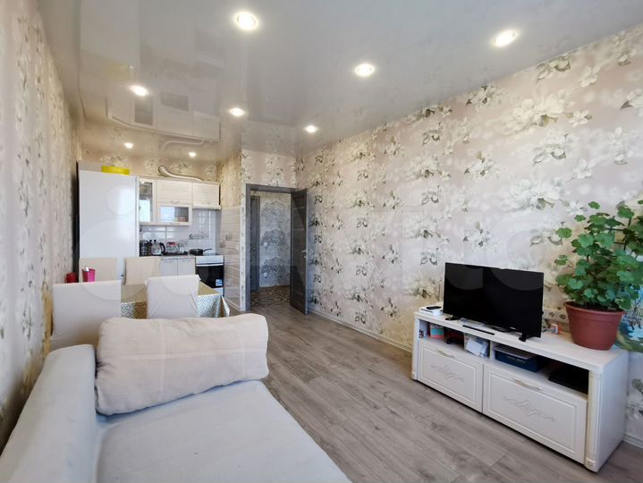 3-к. квартира, 74 м², 8/18 эт.