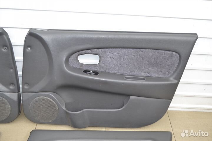 Обшивки дверей (Комплект) Kia Spectra