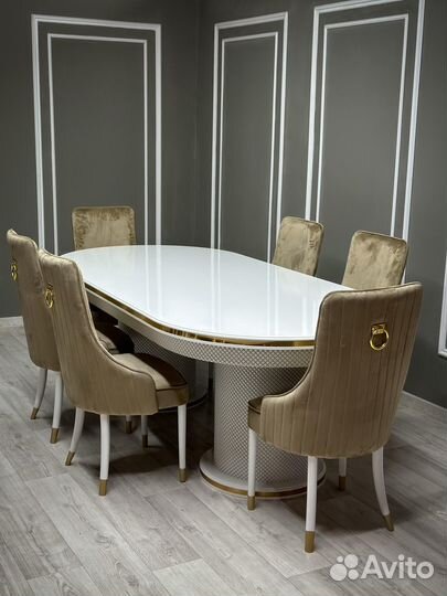 Кухонный стол