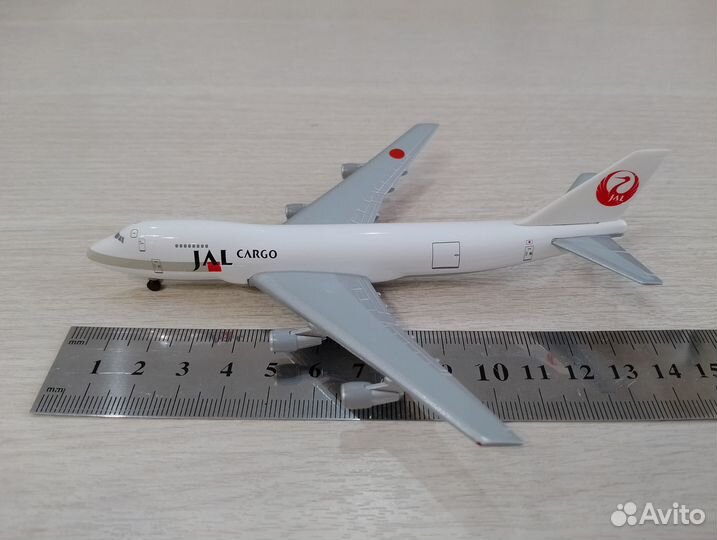 Самолёт в коробке. Boeing 747-200F 