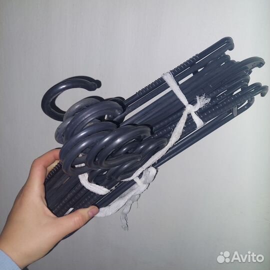 Плечики пластик