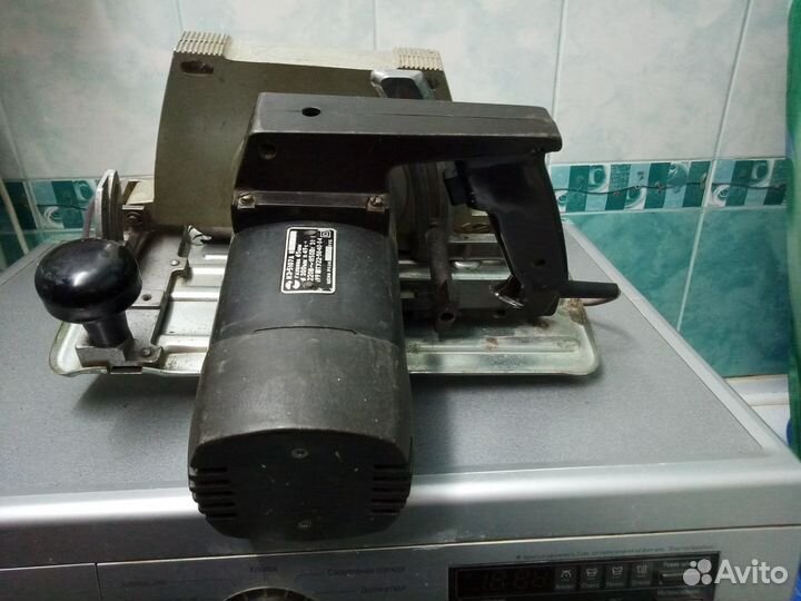 Пила электрическая дисковая