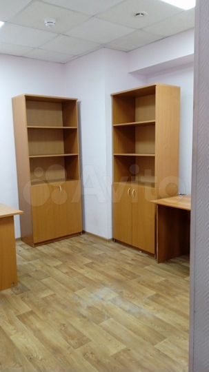 Офис, 55 м² С Мебелью