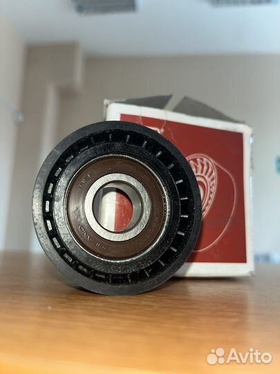 Ролик натяжной навеснрго оборудования BMW 3серии