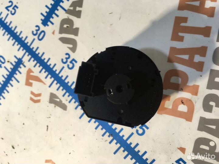 Фольксваген Гольф Переключатель света фар