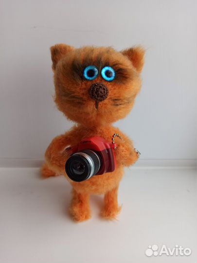 Кот интерьерный вязаный