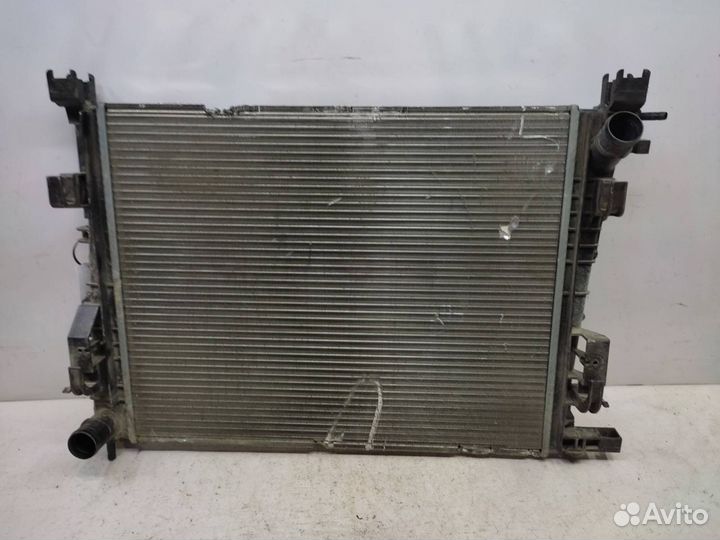 Радиатор охлаждения Renault Logan 2 2014