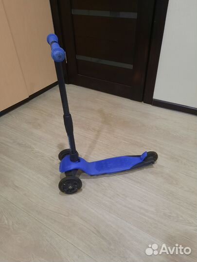 Самокат детский трехколесный бу