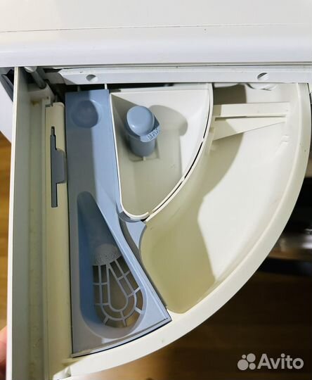 Стиральная машина Hotpoint Ariston (Италия)