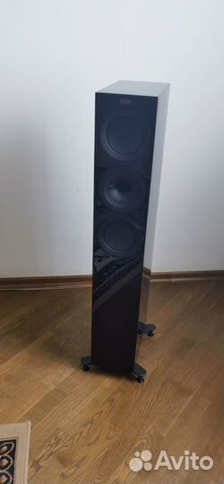 Акустические колонки KEF R5