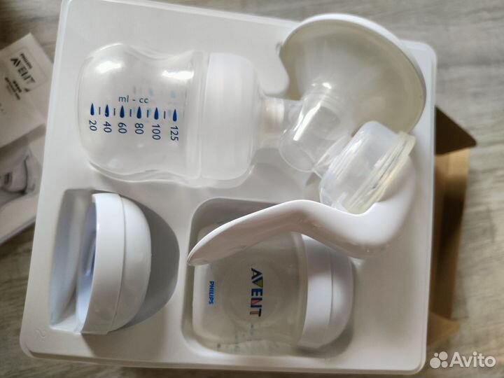 Молокоотсос avent ручной + доп.принадлежности