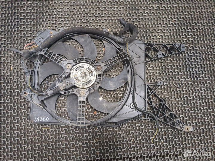 Вентилятор радиатора Opel Corsa D, 2010