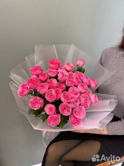 Розы кустовые пионовидные