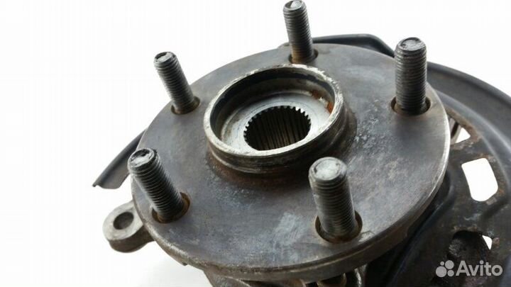 Ступица передняя левая Toyota Estima GSR55 2GR