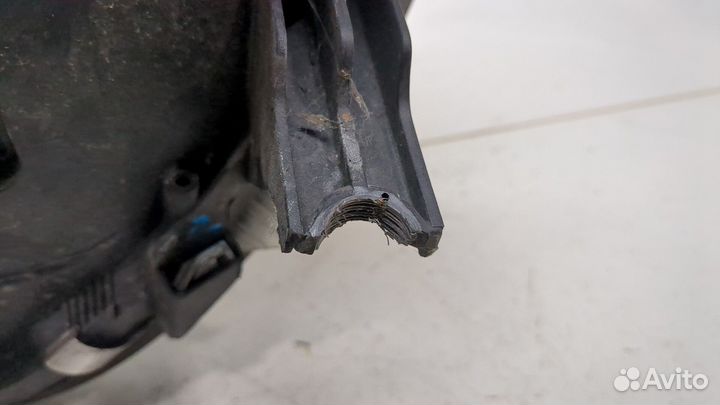 Фара (передняя) правая Mercedes E W211