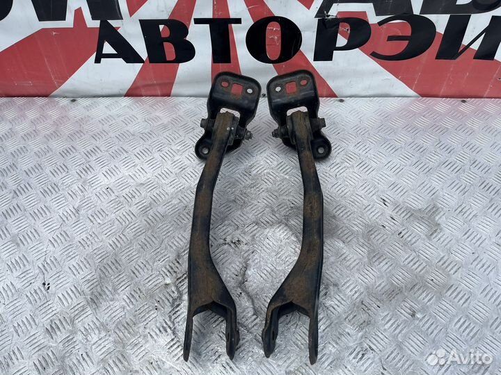 Рычаг задний продольный Suzuki Grand Vitara 3