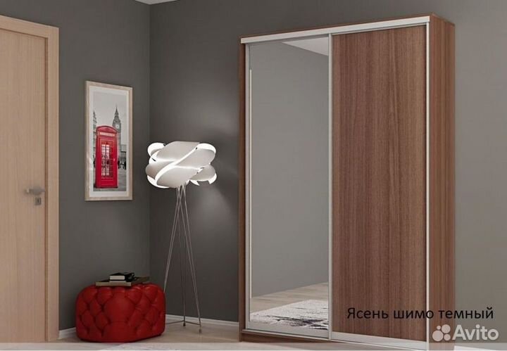 Шкаф купе с зеркалом