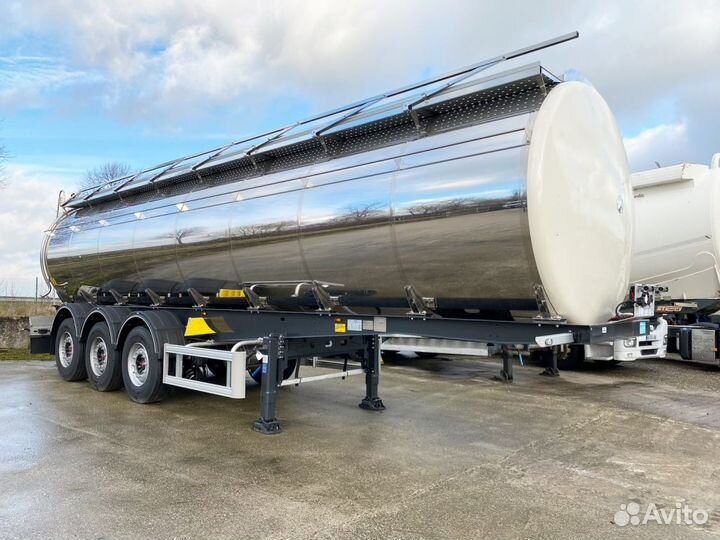 Полуприцеп пищевая цистерна Santi Молоковоз, 2024
