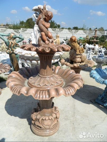 Фонтан Мальчик с Рыбкой