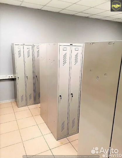 Шкаф металлический для раздевалок