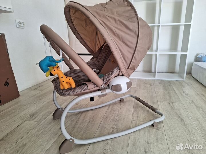 Шезлонг детский babyton