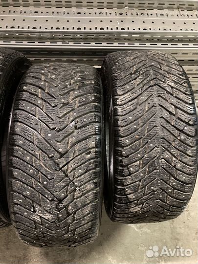 Nokian Tyres Hakkapeliitta 8 235/45 R18