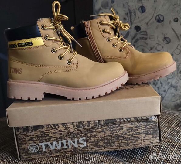 Ботинки Twins 32 р