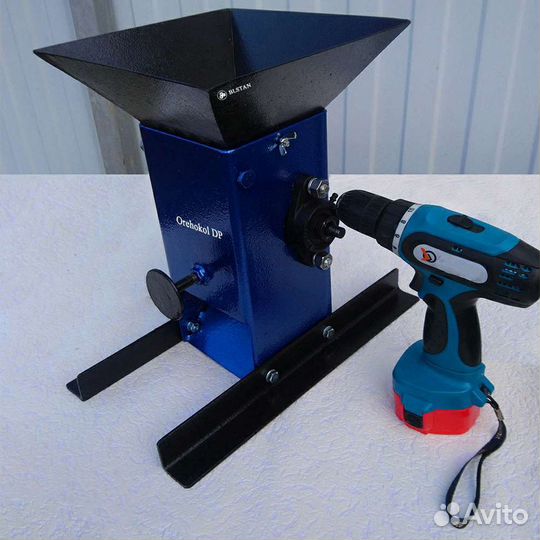 Орехокол электрический