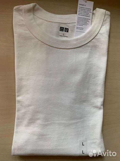 Футболка Uniqlo белая