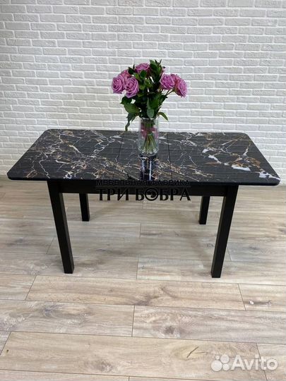 Стол стеклянный. Бесплатная доставка