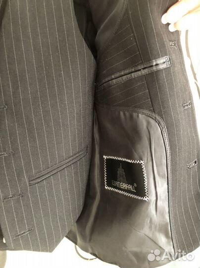 Школьный костюм