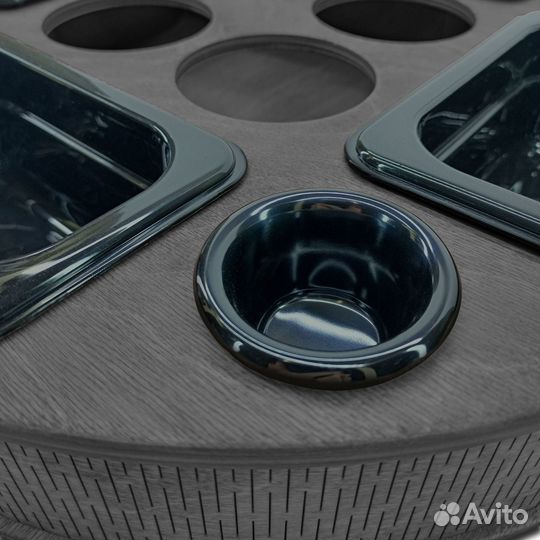 Столик для напитков и закусок/пивница/винница