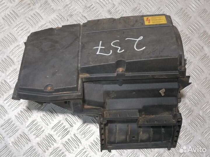 Корпус воздушного фильтра C 203