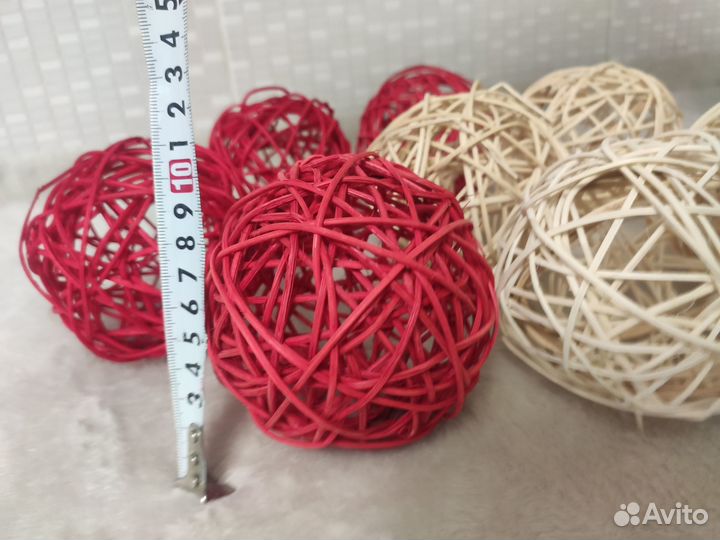 Шары из лозы диаметром 10 см