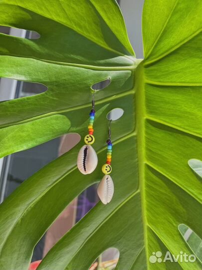 Украшения из бисера