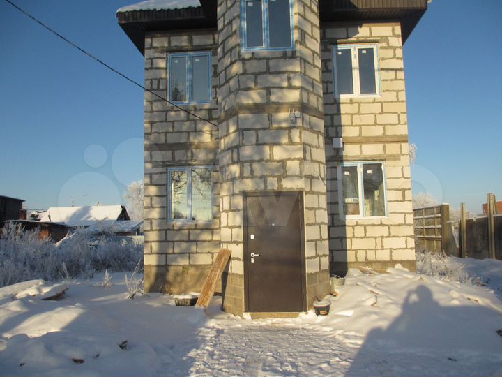 Коттедж 105 м² на участке 5 сот.